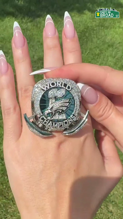 The Eagles Super Bowl LIX rings are STRAIGHT UP GORGEOUS 🦅🔥 Quick reaction & thoughts