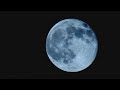 ¿Por qué la Luna se está alejando de la Tierra?