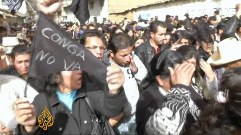 غضب في جنازات المتظاهرين المناهضين للتعدين في بيرو