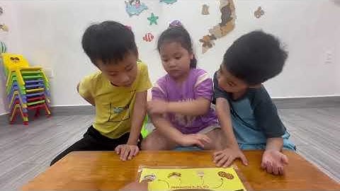 Phan Thiet English Communication: Will, Anna and Milton practice talking about At The Bakery