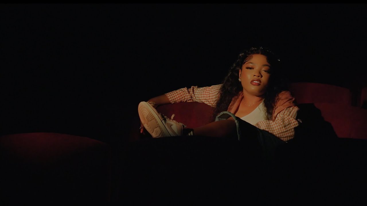 Watch Mahriisah - Romaro (Visualizer) on YouTube Watch Mahriisah - Romaro (Visualizer) on YouTube