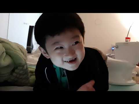 찬양 부르는 아이