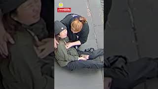 Γυναίκα μαχαιρώθηκε μέρα μεσημέρι σε κεντρικό δρόμο