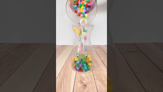Filling a glass vase with color | miniature blocks, awesome frog