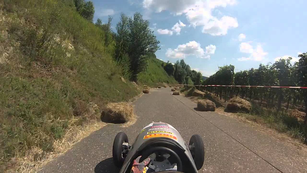 Seifenkistenrennen Oberbergen 2015 crash