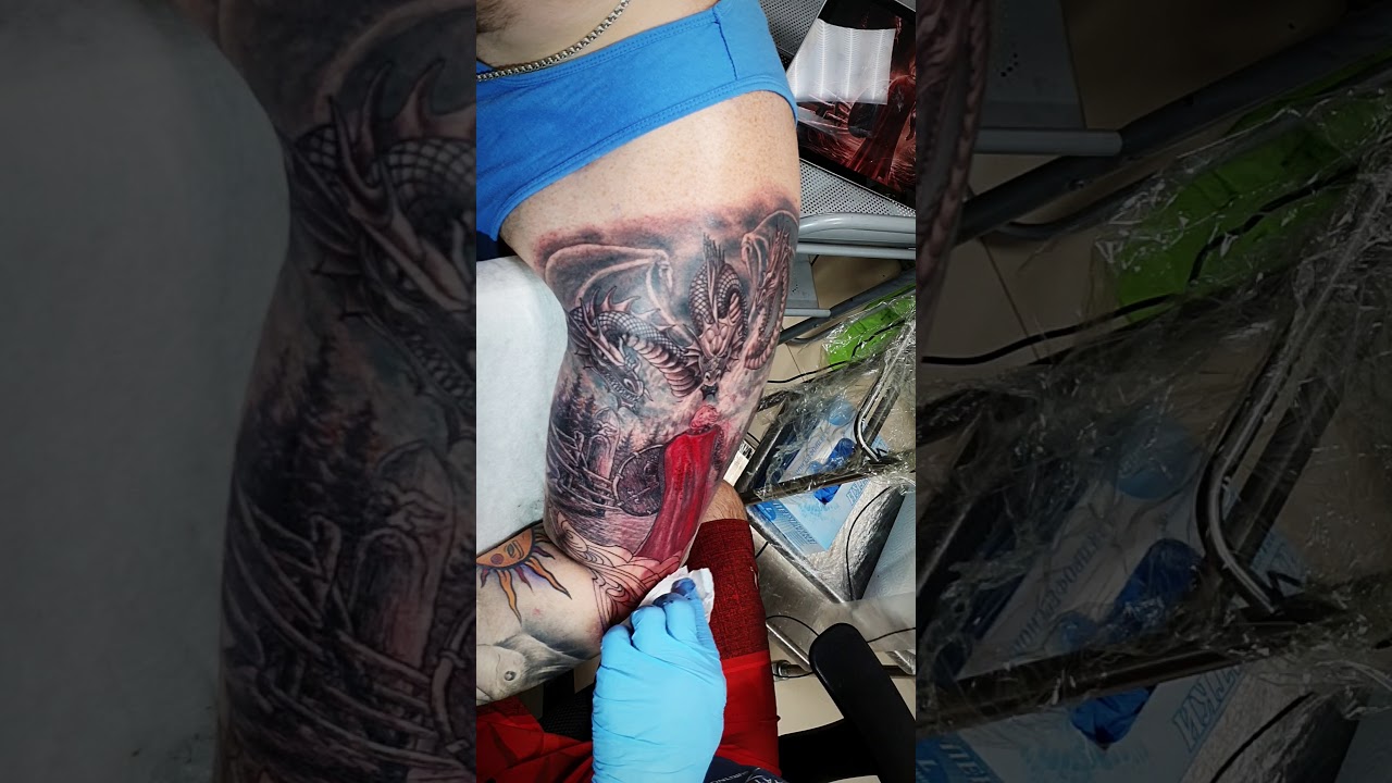 Процесс нанесения тату Богатырь и Змей Горыныч