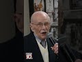 105-year-old WWII veteran sings "God Bless America"
