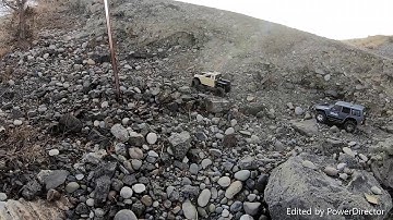 Axial scx10 2 jeep cherokee and trial honcho