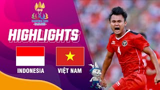 Highlights INDONESIA vs VIỆT NAM: Rượt đuổi mãn nhãn, cay đắng bàn thua phút bù giờ.