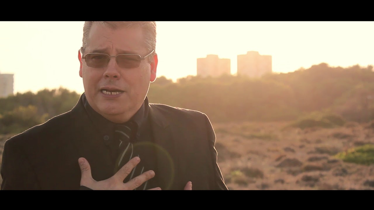 HABLANDO CON LA LUNA ROMERITO