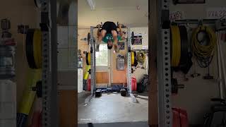 Famous Man Knocks Himself Out In Gym Fail 😳 Wealth