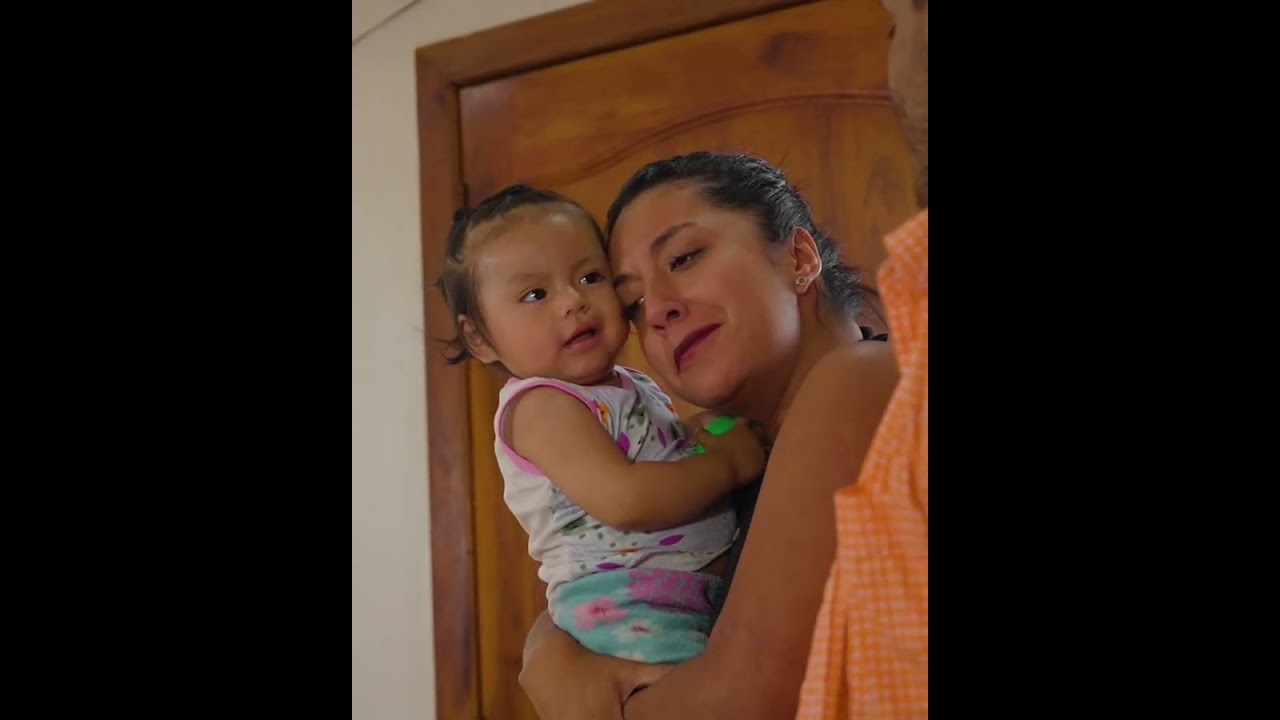 Esta niña utilizó a su hermana para chantajear a sus padres