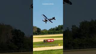 He had the whole crowd thinking he was gonna crash! 😳 #airplane #plane #aviation