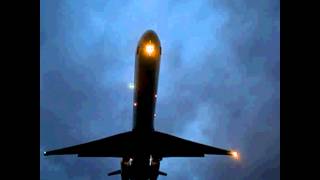 Airplanes -B.o.B ft. Hayley Williams- Eminem