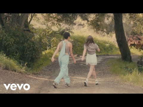 La Rhonza Friends That Kiss Official Music Video 