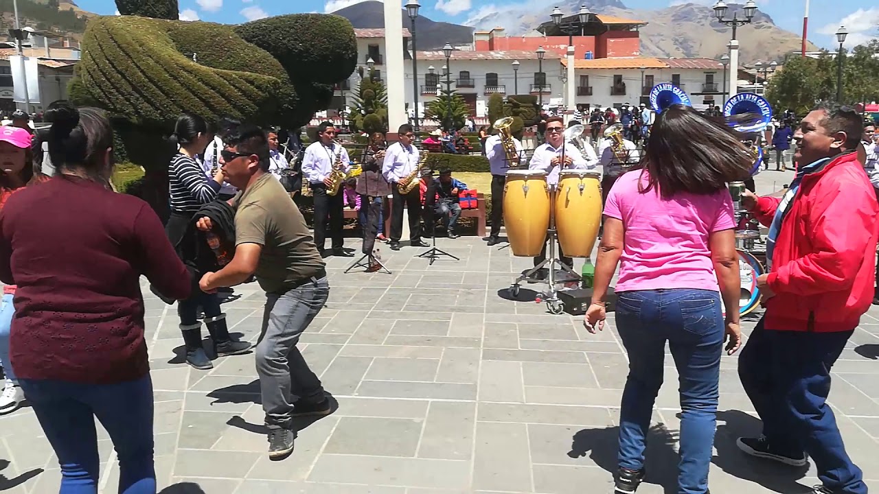 DESDE PERÚ PARA EL MUNDO - BANDA VIRGEN DE ALTAGRACIA - HUAYNO  HUAMACHUCO PERÚ 2019 HD