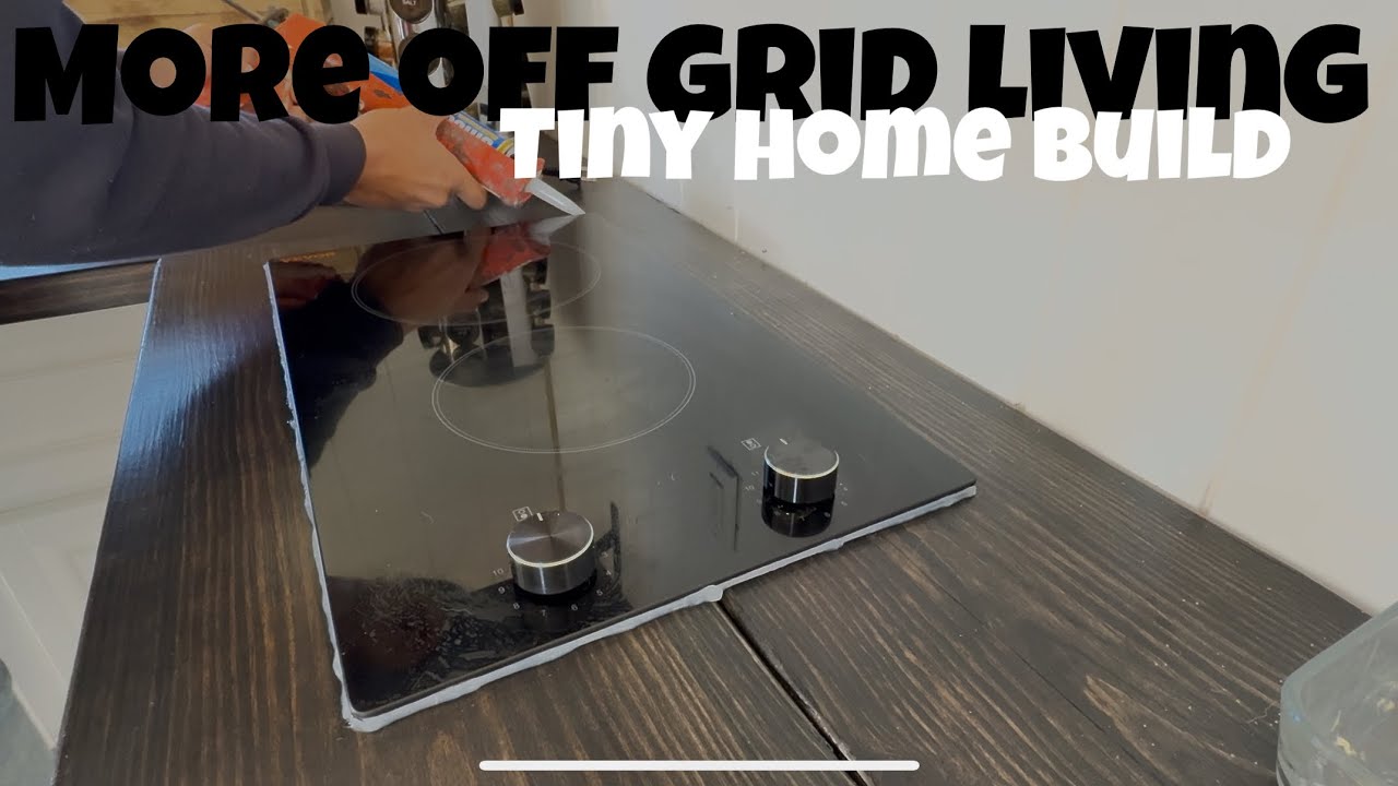 Off grid tiny cabin life - YouTube