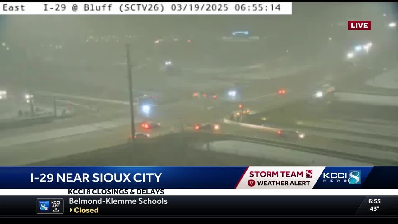 Road conditions worsen Wednesday morning in Iowa as blizzard conditions ...