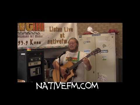 Putar Spliff and My Lady (Acoustic on Native FM in Hilo,HI) [feat. Cas Haley] - Josh Heinrichs
