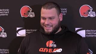 Cleveland Browns G Joel Bitonio may be relying on grandmother for Pro Bowl spot