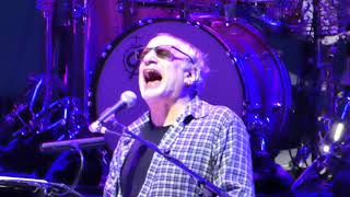 Download Lagu STEELY DAN 2018 July 14 Bethel Center 09 Rikki Don't Lose That Number MP3