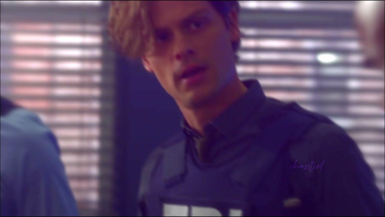 spencer reid in his fbi vest. yep, that's the title. 🌶️ YouTube
