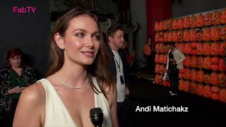 The beautiful Andi Matichak at the "Halloween Ends"  premiere!!!! 😝🎃🎃🎃🎃