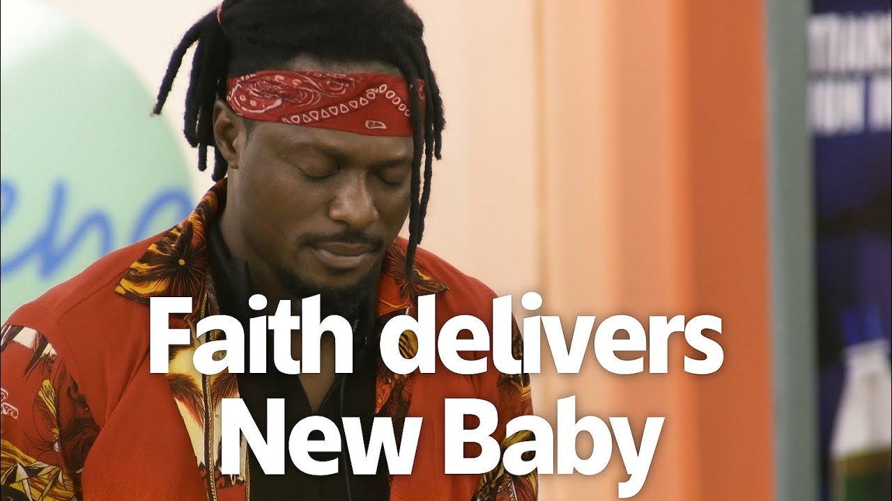 Фейт вместе с другими врачами проводит операцию по удалению КС | Принимает роды