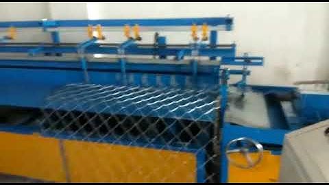 Fully automatic chain link fencing machine with twisting edge viral industries