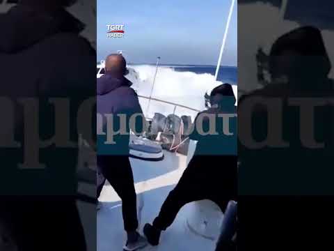 Türk Sahil Güvenlik botu, Yunan Sahil Güvenlik botunu uluslararası sulara kadar kovaladı.