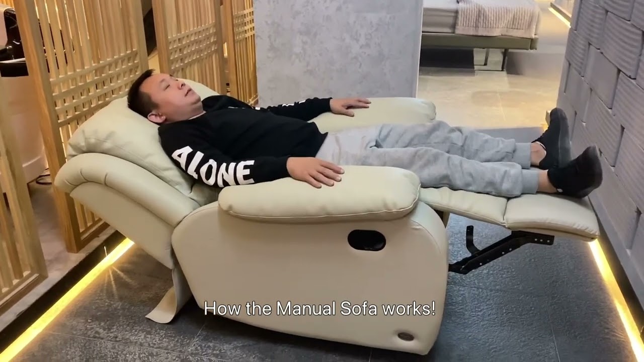 How the Manual Recliner Sofa Works?
