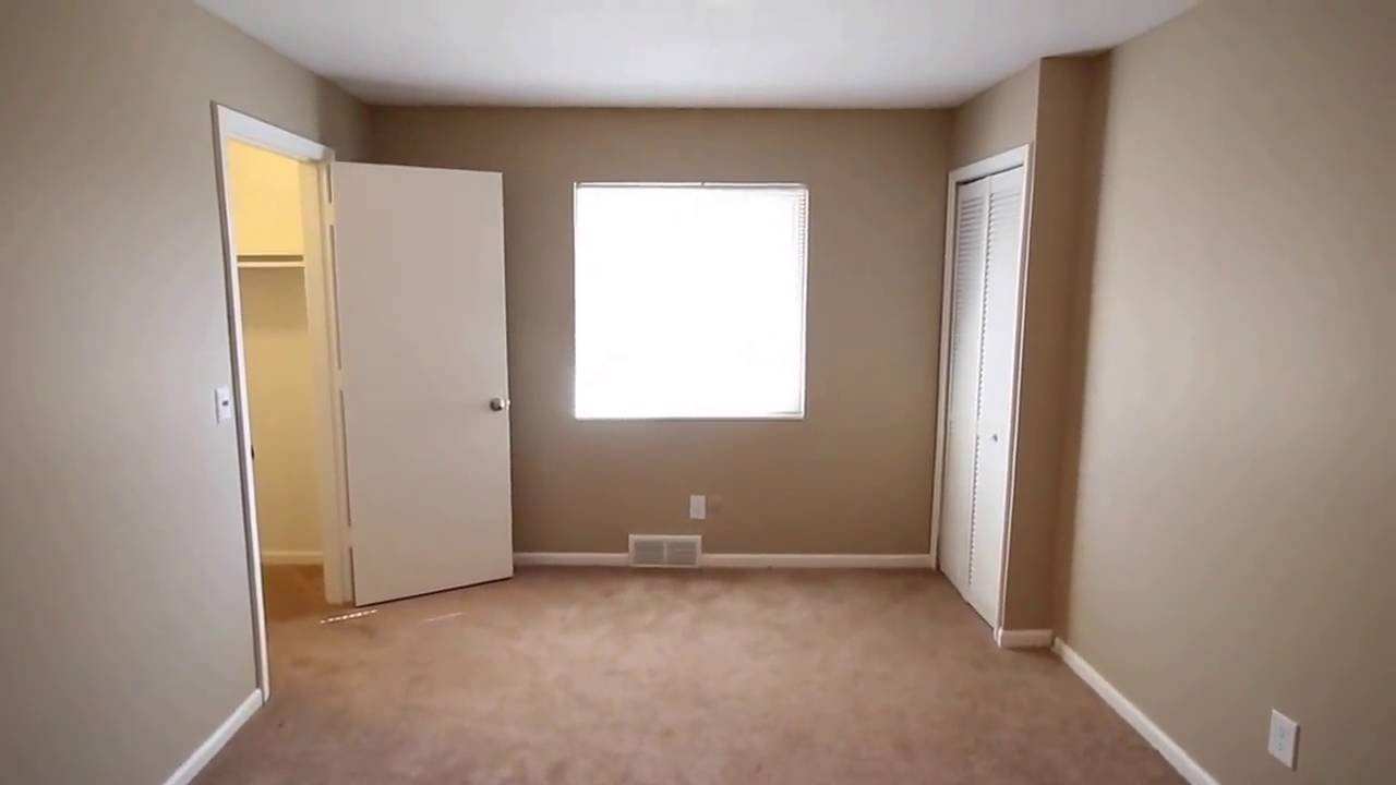 KC561 - Westbrooke Apartments 1+1, 750 SF (Standard)