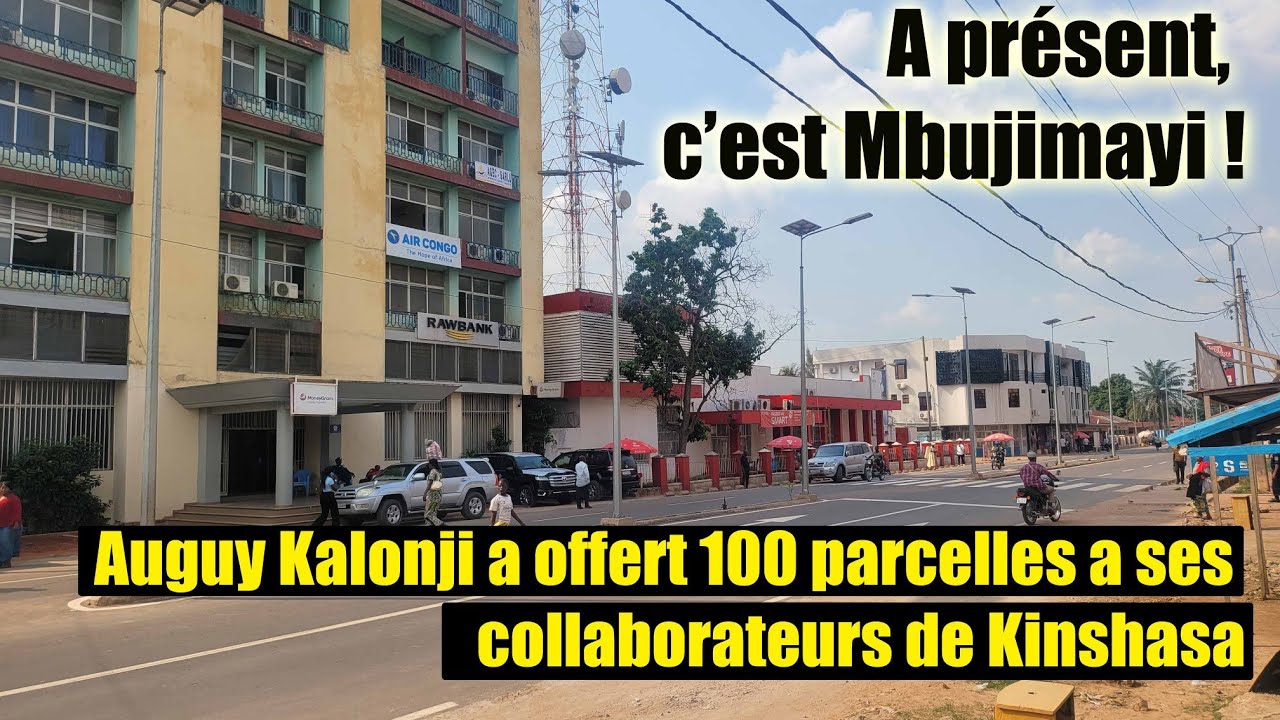 Il a offert 100 parcelles et motos a ses collaborateurs pour exprimer sa gratitude.