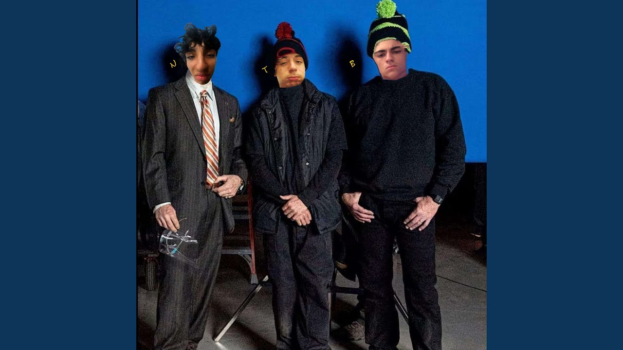 Mira Devious en YouTube Mira Devious en YouTube