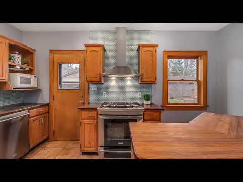 1904 E Oakland, Bloomington, IL home video tour