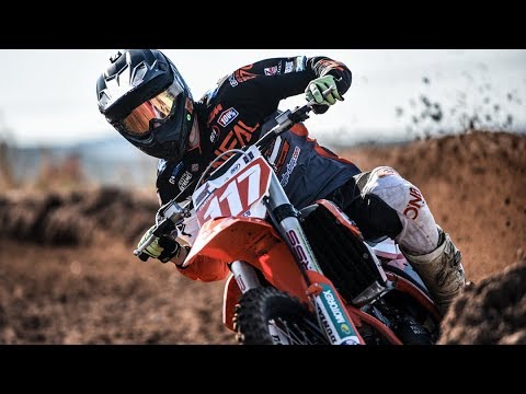 Vídeo Motocross - Épica corrida de 125cc 2 Tempos na Inglaterra - MotoX