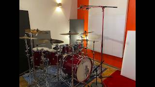 Drum overhead microphones (SE8, C414 B-ULS, CMT30, M160, RM-BIV1)