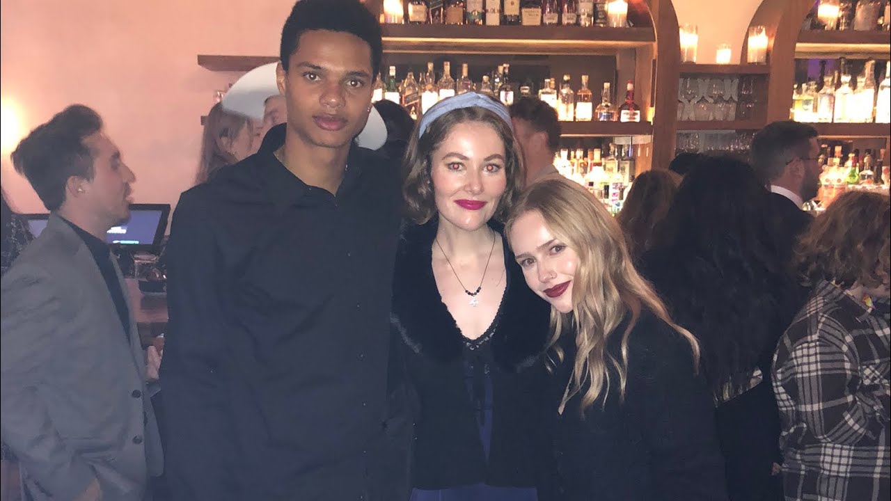 Amélie Hoeferle Interview at the Night Swim Premiere - YouTube