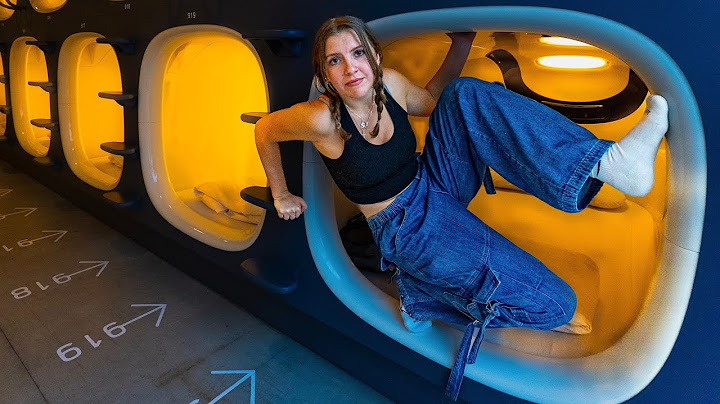 i stayed in capsule hotels in japan (cheap, bougie, futuristic)