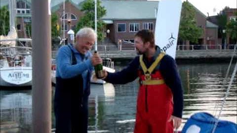 TIKI 21 CATAMARAN COOKIE - NEWPORT ARRIVAL CHAMPAGNE