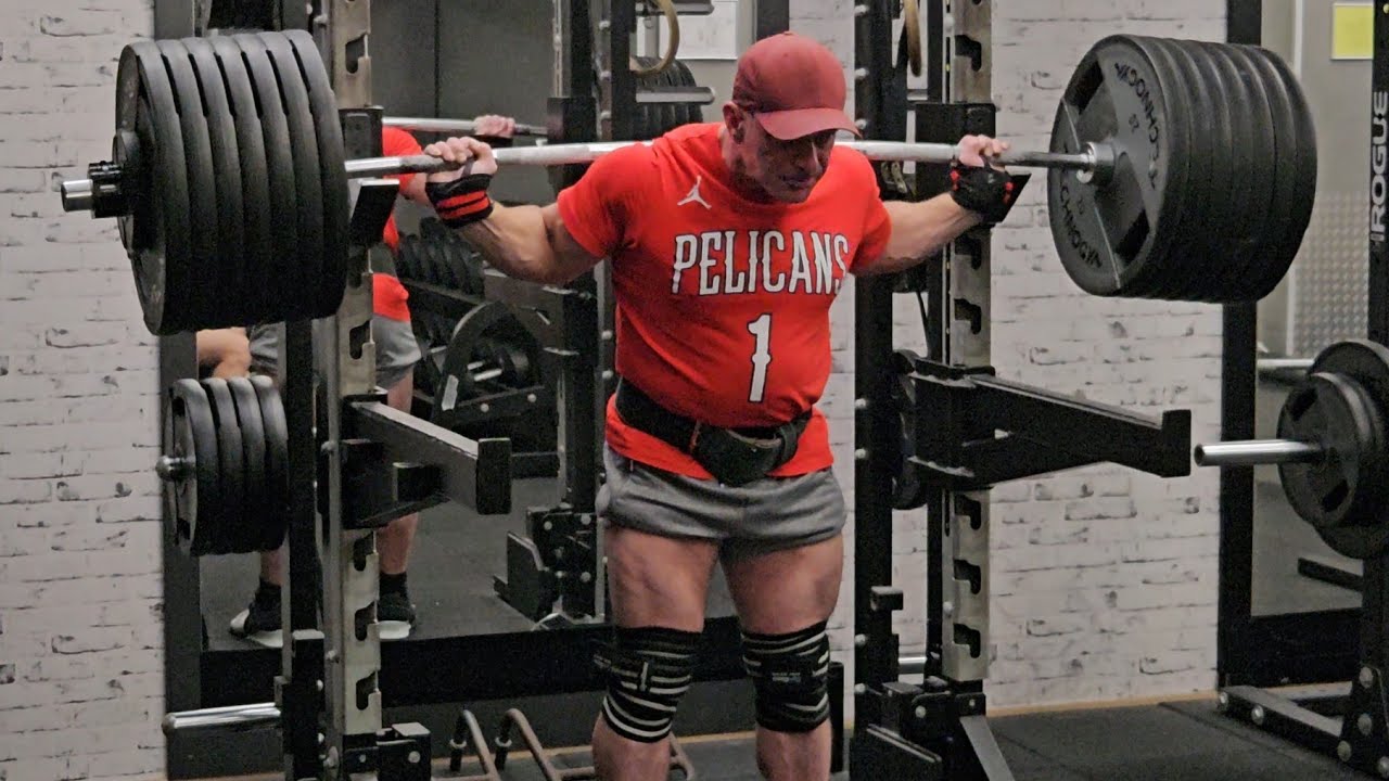 Squat Eccentric + Isometric 305kg/675lbs