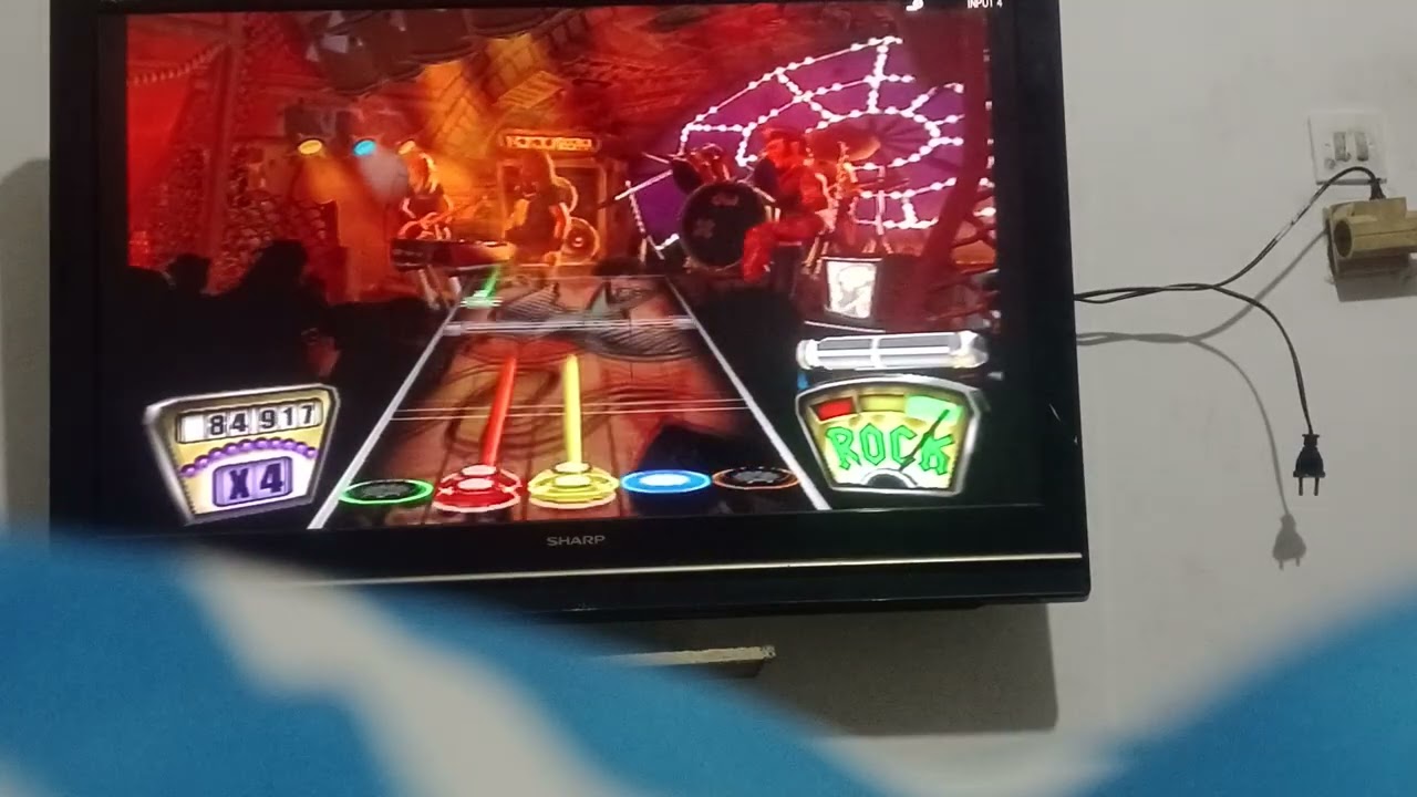 Guitar hero Cherrybelle beautiful