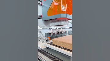 CNC Tool Changer in Action 🤖⚙️ #cncsoftware #cncmachine #cnc #woodworkingmachines #radonix#shorts