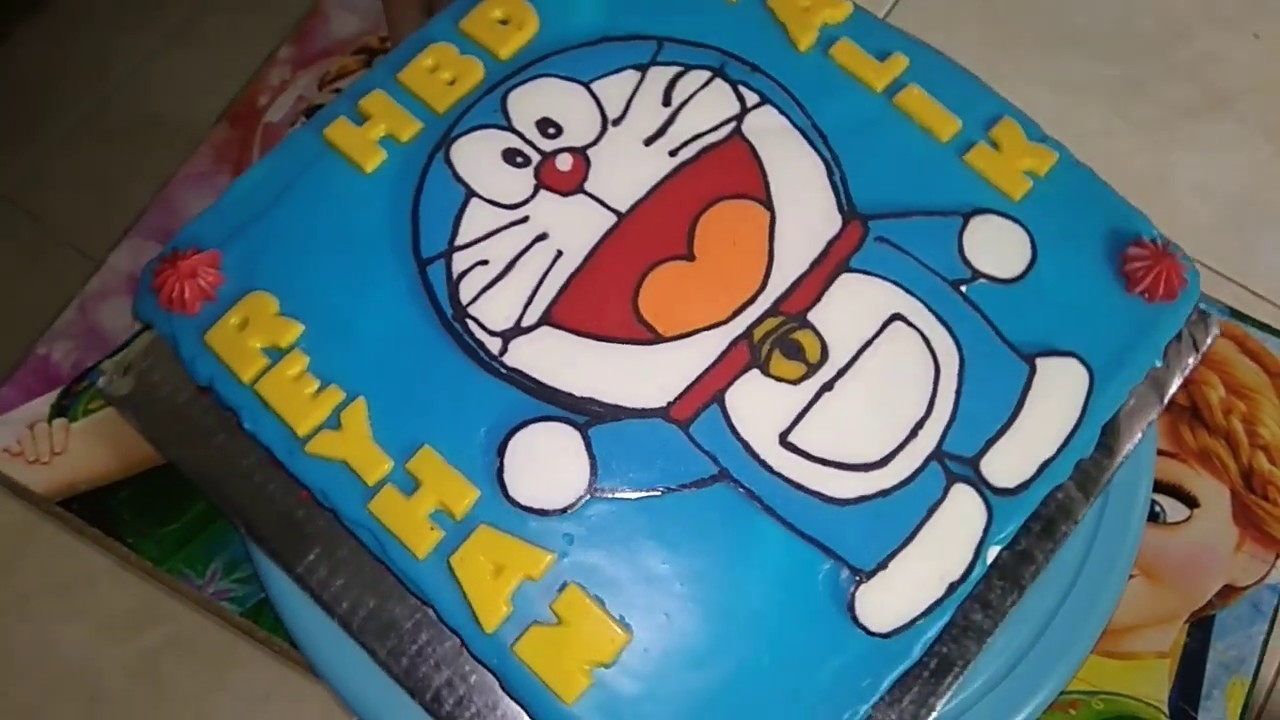Decorate Doraemon tarts Menghias Kue Tart Doraemon 