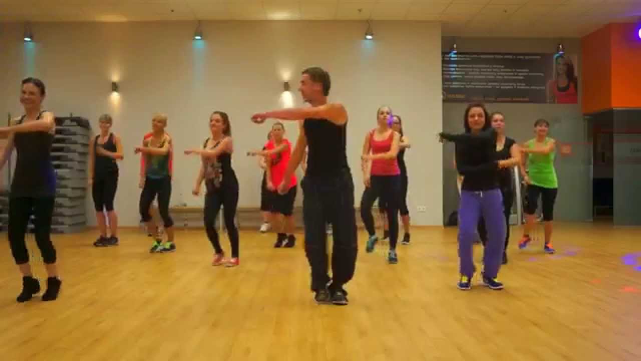 ZUMBA MEGA MIX 43 - 6:00 a.m REGGAETON