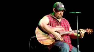 Larry The Cable Guy LIVE