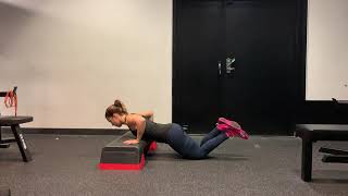 Kneeling Incline Push-Up: Demonstration