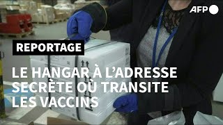 Covid-19: visite du centre où transitent les vaccins pour l'AP-HP | AFP