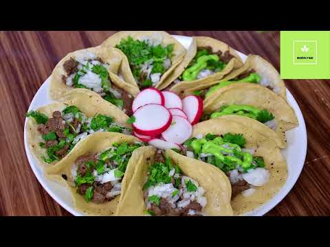 Tacos de Carne Asada con Salsa verde - Receta Mexicana Rica y Fácil