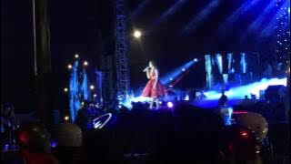 Download lagu Mỹ Tâm - Đôi mắt màu xanh - 05/03/2016 - POND'S Cám ơn vẻ đẹp việt [cam]